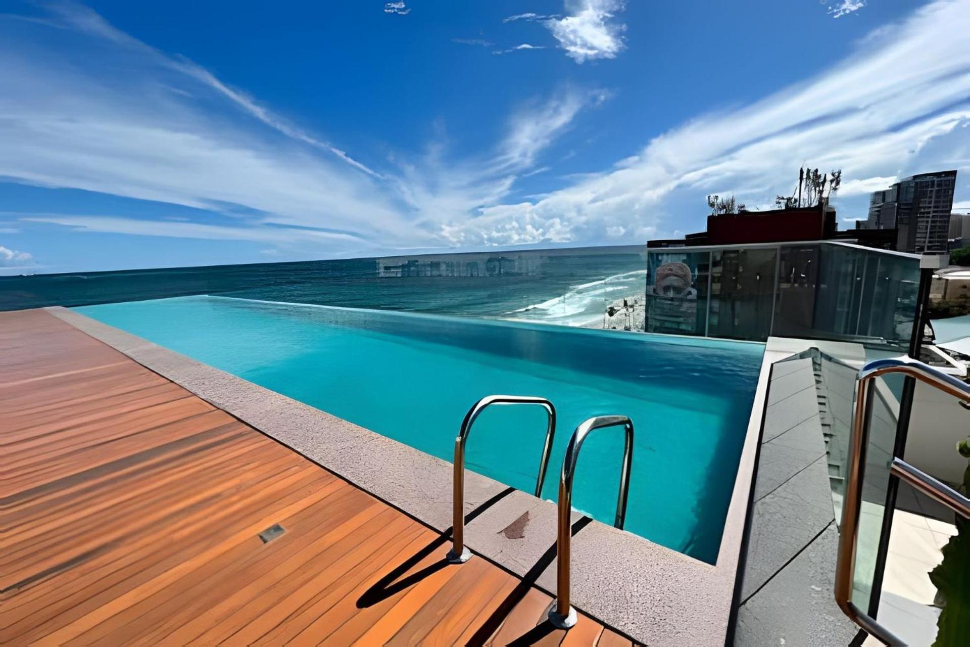 Apartamento Unu 205 Barra: Frente/vista Mar, Piscina, Wi-fi E+